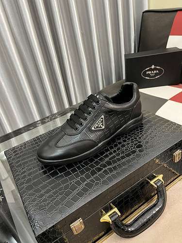 Scarpe Prada uomo Codice 0302B40 Taglia 3844