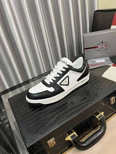 Prada Men's Shoes Code: 0302B90 Size: 38-44