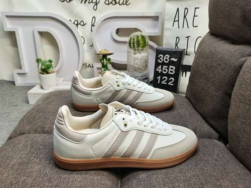 122DAdidas originali Busenitz Vulc adidas Quasi 70 anni di classici originali realizzati in pelle sc