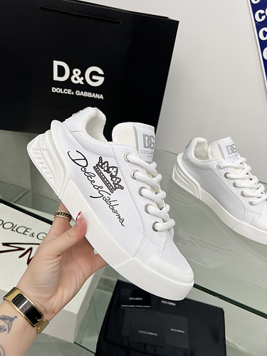 Dolce & Gabbana men's and women's shoes Code: 0318C40 Size: Women's 35-41, Men's 38-45