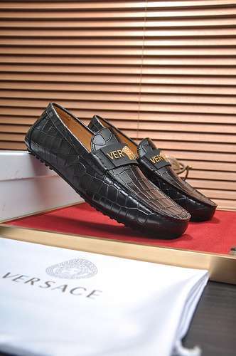 Scarpe uomo Versace Codice 0312B90 Taglia dalla 38 alla 44 45 personalizzabile e non è possibile eff