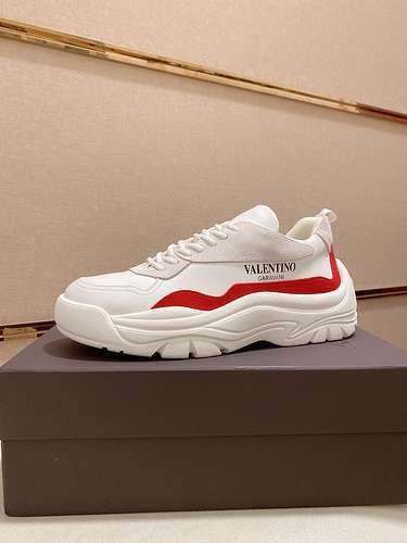 Valentino men's shoes Code: 0313C00 Size: 38--44 (45 can be customized)