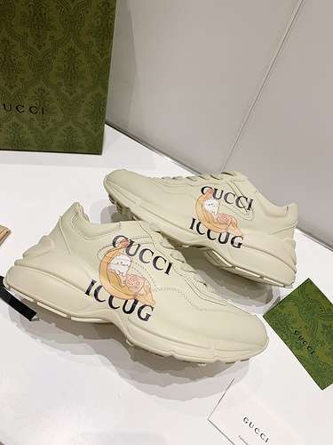 GUCCI scarpe da uomo e da donna Codice 0306D30 Taglia Taglia da donna 3540 34 da donna 41 la persona