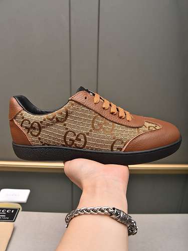 Scarpe uomo GUCCI Codice 0317B30 Taglia 3844 45 personalizzate