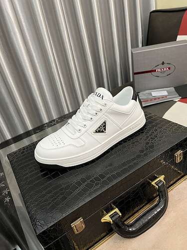 Prada Men's Shoes Code: 0302B90 Size: 38-44