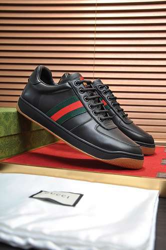 Scarpe uomo GUCCI Codice 0312B60 Taglia dalla 38 alla 44 45 personalizzata