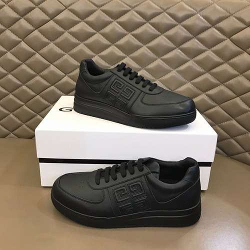 Scarpe uomo Givenchy Codice 0321B50 Taglia 3844