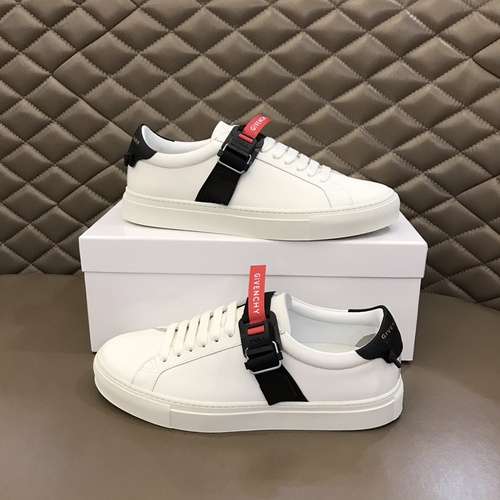 Scarpe uomo Givenchy Codice 0321B40 Taglia 3844