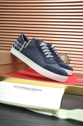 Scarpe uomo Burberry Codice 0312B60 Taglia dalla 38 alla 44 45 personalizzata