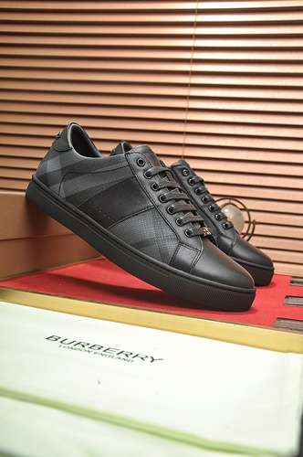 Scarpe uomo Burberry Codice 0312B50 Taglia dalla 38 alla 44 45 personalizzata