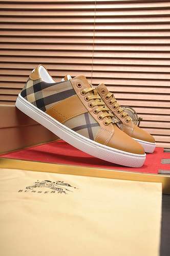 Scarpe uomo Burberry Codice 0312B60 Taglia dalla 38 alla 44 45 personalizzata