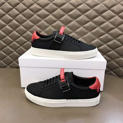 Scarpe uomo Givenchy Codice 0321B40 Taglia 3844