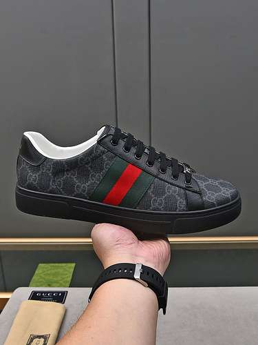 GUCCI scarpe uomo e donna Codice 0328B70 Taglia Taglia donna 3540 41 personalizzata Taglia uomo 3844