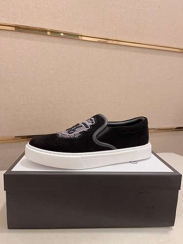 GUCCI scarpe uomo Codice 0324B20 Taglia 3844