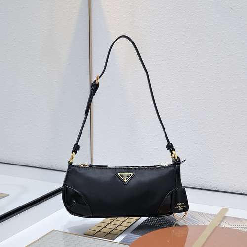 Underarm bag Pu@da women's bag Pu@da shoulder bag Made of imported original cowhide, high-end qualit