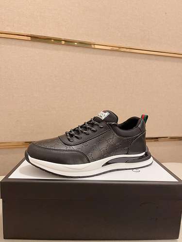 Scarpe uomo GUCCI Codice 0324B40 Taglia 3844 45 personalizzabili