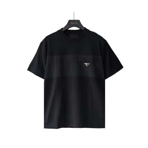 PRD Prada T-shirt a maniche corte con logo triangolare con tasca con cerniera