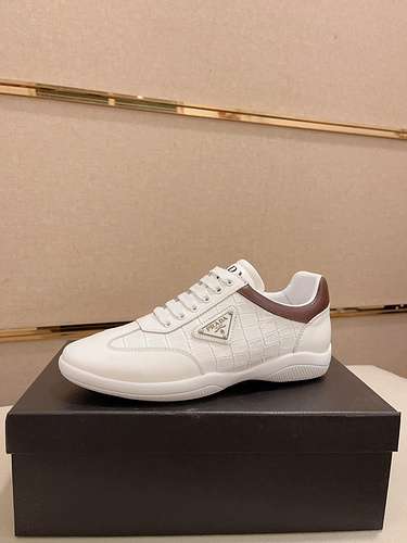 Scarpe Prada uomo Codice 0326B50 Taglia 3844