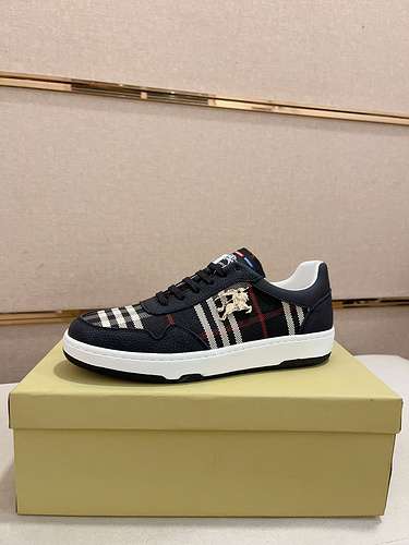 Scarpe Uomo Burberry Codice 0324B30 Taglia 3844