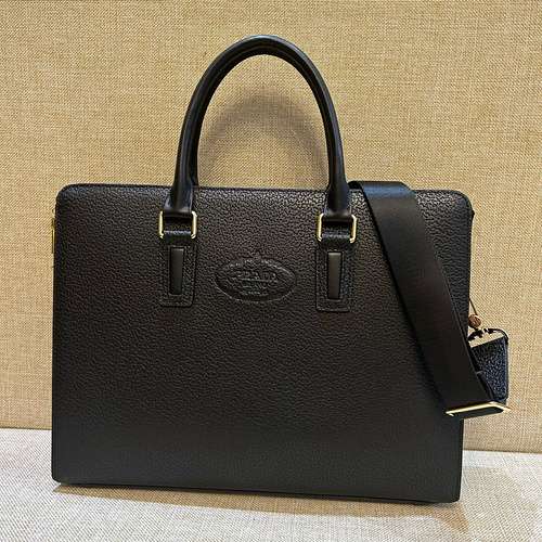 Briefcase for men of the P family, made of imported top-quality original leather, high-end replica v