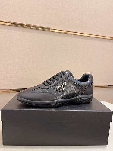 Scarpe Prada uomo Codice 0326B50 Taglia 3844