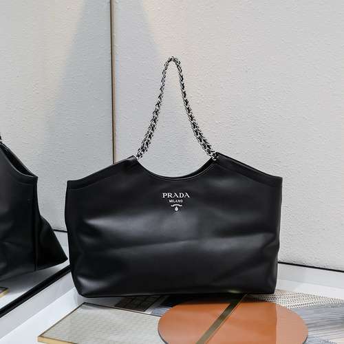 Tote bag, Pu@da women's bag, Pu@da shoulder bag, made of imported original cowhide, high-end quality