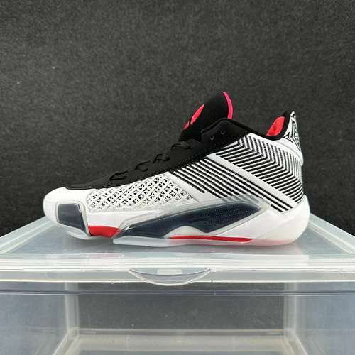 Jordan 38a generazione low top 4046