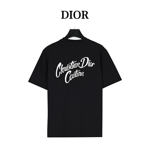 Maniche corte ricamate davanti e dietro in esclusivo colore coordinato CD Dior 24ss