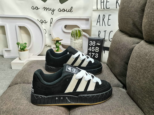 173D/adidas adimatic sneakers "Shark Bun Shoes" new collaboration opens, joining hands wit