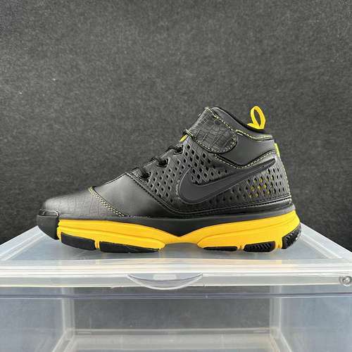 Black and yellow 40-46