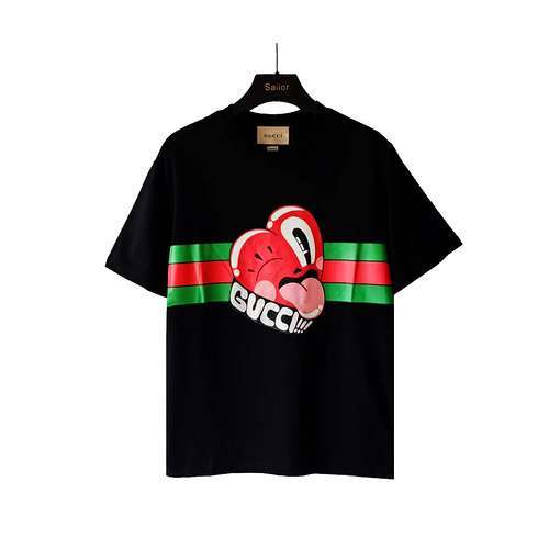 Tshirt a maniche corte stampata Love della capsule collection GCGucci