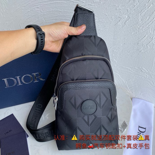 Chest bag D's men's bag D's crossbody bag Made of imported original cowhide High-end quality Deliver