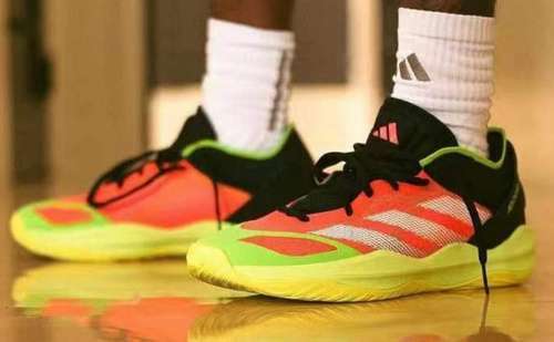 Adidas Adizero seleziona 20