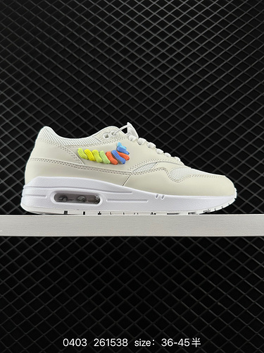 9 The side of Nike Air Max adds a novel wavy pattern design based on the original shape of the class