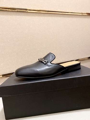 Scarpe uomo GUCCI Codice 0327B40 Taglia 3844 personalizzabile fino a 45 non rimborsabile