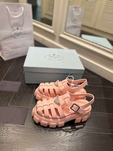 Prada women's shoes Code: 0416B80 Size: 35-41