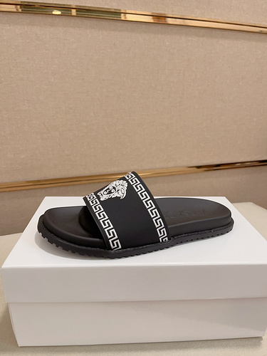 Versace men's shoes Code: 0327A70 Size: 38-45