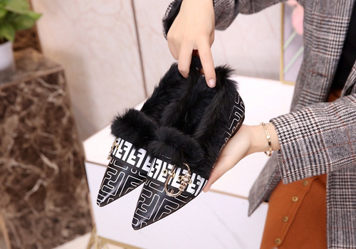 FENDI Fendi genuine pickup rabbit fur pointed-toe shoes Size: 35-41 (41 customized) Q62YS26