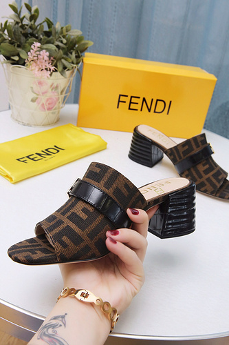 F&D Fendi’s latest sandals are now on the market. Size: 34-43Q27FS19