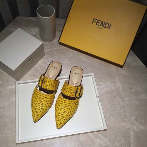 FENDI Fendi's latest autumn and winter mules size: 35-41 (41 customized) Q62YS19