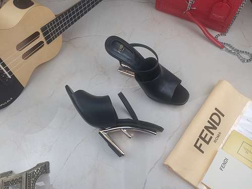 Fendi Q7527 Size: 35-42 41 42 customized