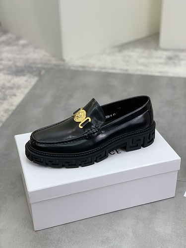 Versace men's shoes Code: 0426B70 Size: 38-44 (45 customized)