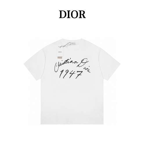 Tshirt con scritta CD Dior 1947 di alta qualità