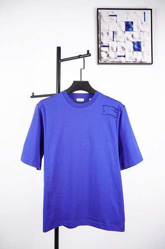 Tshirt Burberry patchwork ricamato cavallo di guerra blu