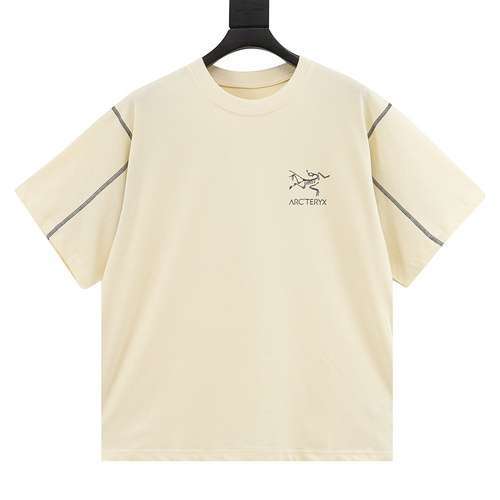 ARC TERYX Tshirt Arcteryx a maniche corte stampata con impunture