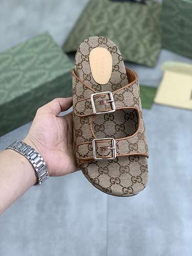 GUCCI men's and women's shoes Code: 0502B00 Size: 35-44