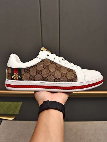 Scarpe uomo GUCCI Codice 0505B30 Taglia 3844 45 personalizzate