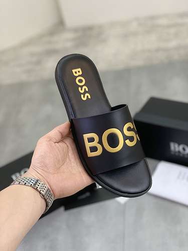 Scarpe uomo Boss Codice 0502A60 Taglia 3844