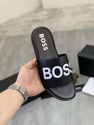 Scarpe uomo Boss Codice 0502A60 Taglia 3844