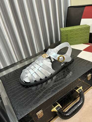 GUCCI men's shoes Code: 0504B00 Size: 38-44